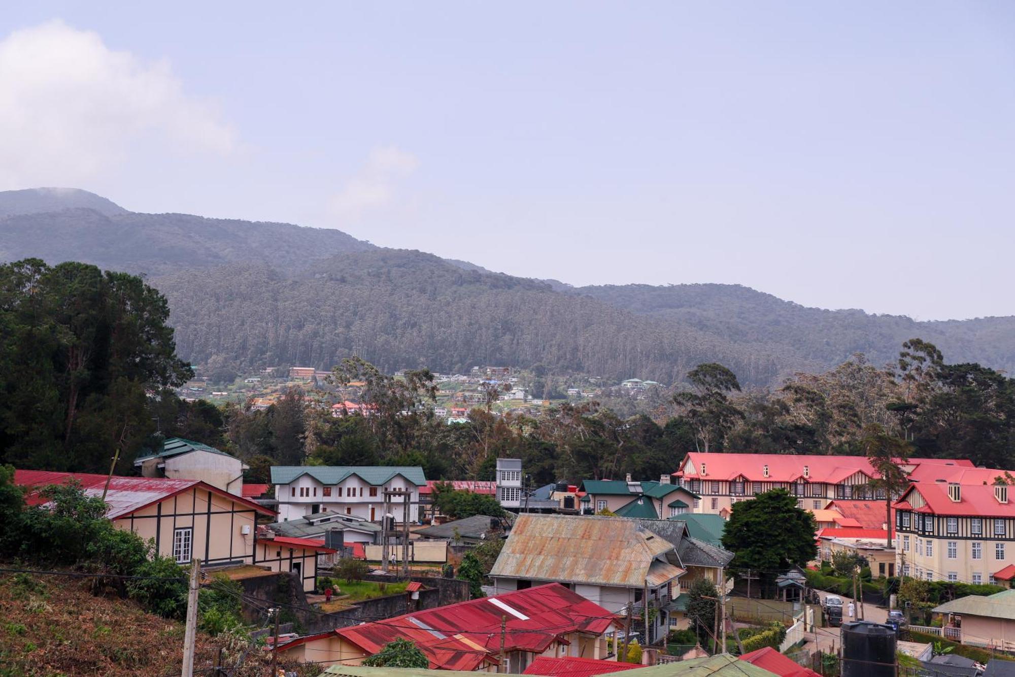 Oviya Guest Acomodação com café da manhã Nuwara Eliya Exterior foto